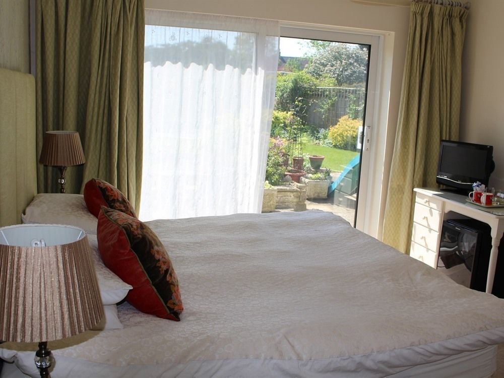 Laurels Guesthouse Witney Ngoại thất bức ảnh